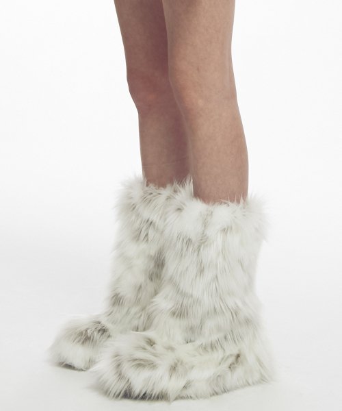 Cream sales fur boots