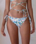 로에(LEAUET) Morgan Ivory Floral Bikini Briefs