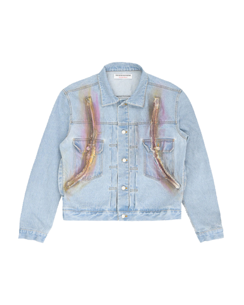 SPRAYED CURVED ZIPPER DENIM JACKET (DENIM)