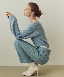 [2컬러] 세미 오프숄더 스웨터