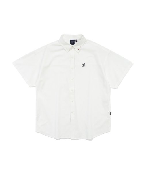 MUSINSA | ROMANTIC CROWN Outlet RECENT LOGO HALF SHIRT-WHITE