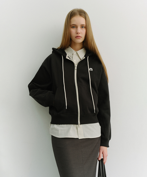 худи чёрная UNISEX