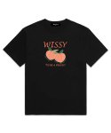 위씨(WISSY) Peach Logo 오버핏 반팔티셔츠 (WS008) 블랙