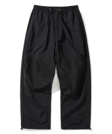 relax training pants black