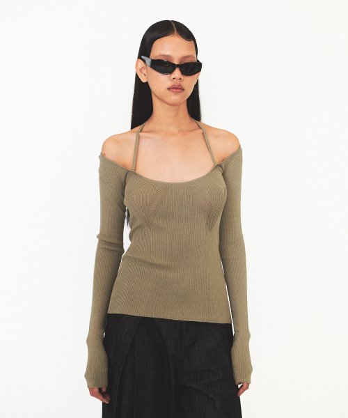 다이애그널() OFF SHOULDER STRAP KNIT (khaki) 상품 이미지