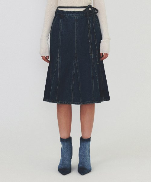 다이애그널() GORED DENIM MIDI SKIRT (blue) 상품 이미지