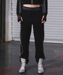 Woman Field Training Straight Pants [Black]