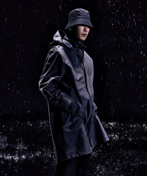 Водонепроницаемый макинтош N241UJP280 Gore-Tex Urban City 3L Iron Grey