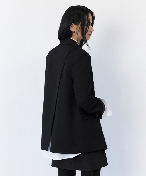 루즈핏 사선 절개 싱글 자켓_BLACK