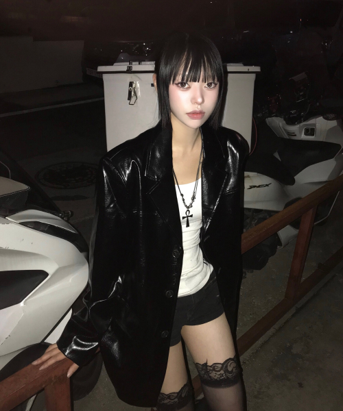 LOOSE FIT THREE BUTTON LEATHER JACKET_BLACK