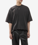 오프 화이트(Off White) 남성 오버사이즈 S 매튜 스케이트 반소매 티셔츠 - 블랙 / OMAA161C99JER0021077