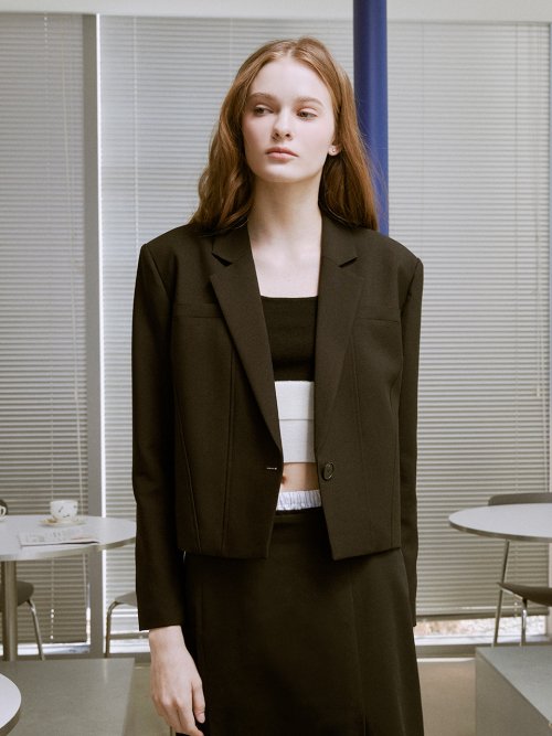 Minimal one button crop jacket