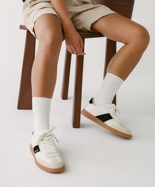 OFF WHITE / BLACK