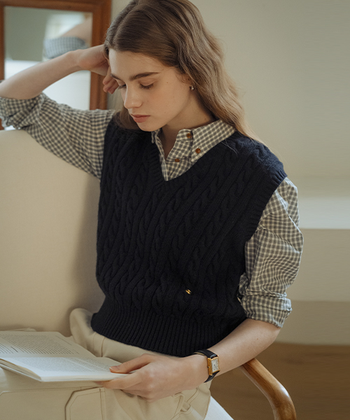 Monica knit vest_Navy