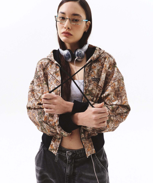 REAL TREE CROP HOOD ZIP-UP BROWN