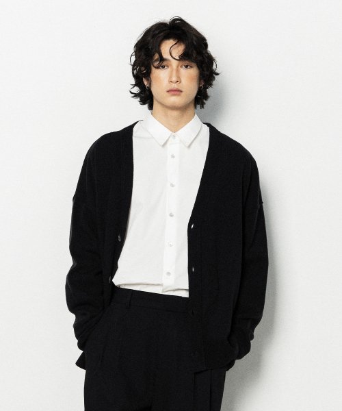 Back Point Logo V-neck Oversize Cardigan Black