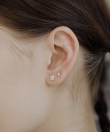 WIL101 Daisy Piercing Earring [2SET]