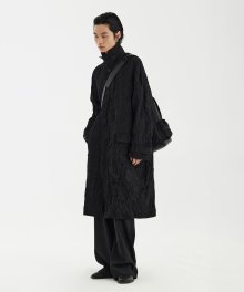 Cut-Off Mac Coat - Black Creased