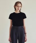 로에일(LOEIL) 시스루 텐셀 슬림핏 반팔 티셔츠 - 블랙