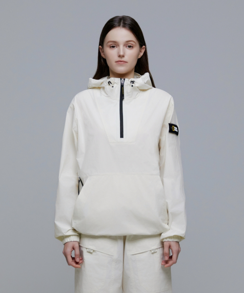 Легкий эластичный анорак N242UFT940 Adelie CRYSTAL BEIGE