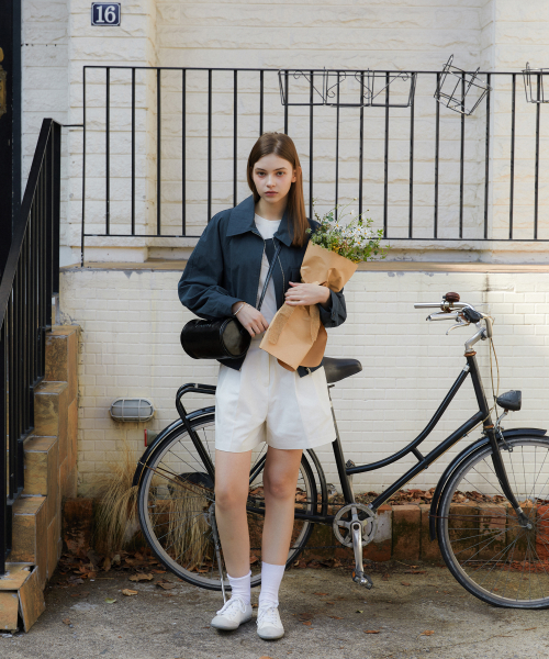 GOLD BUTTON BERMUDA PANTS_белое