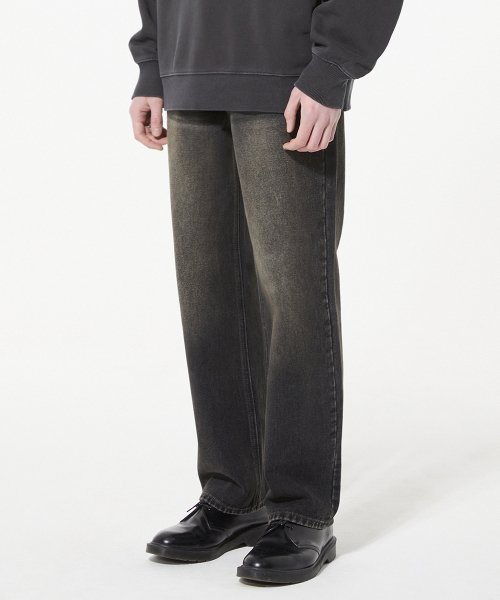 STRAIGHT DENIM PANTS [BLACK]