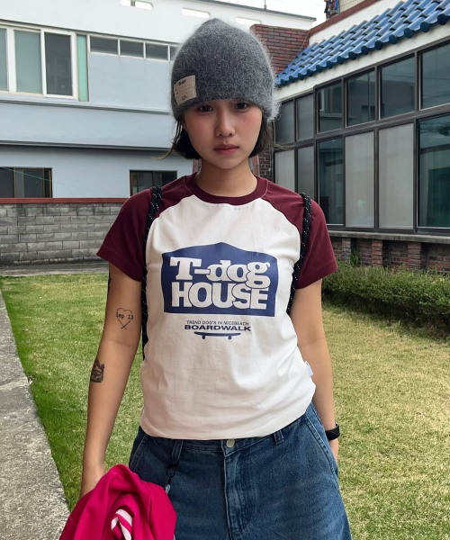 Dog House Raglan T-Shirts_Burgundy_