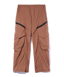 GLOSSY CARGO PANTS BROWN