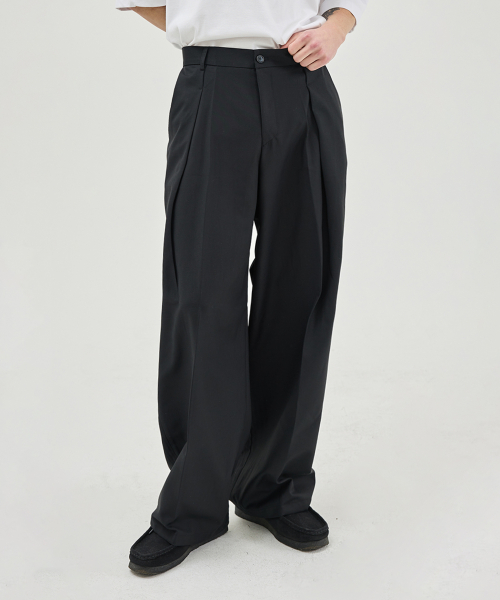 DRAPE DEEP ONE-TUCK PANTS (BLACK)