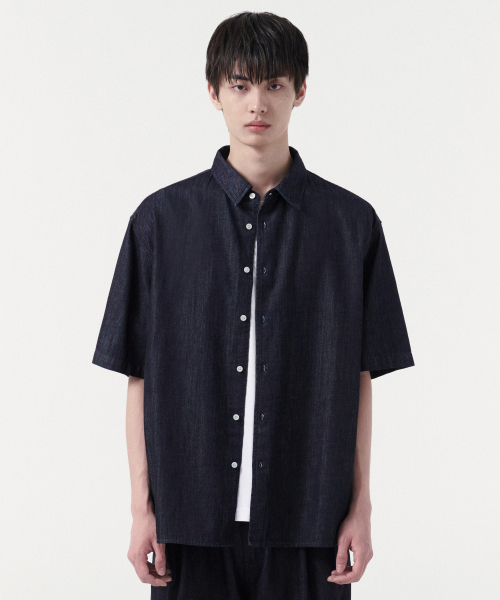 Свободная джинсовая рубашка с коротким рукавом (Deep Indigo)