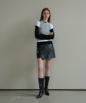 프롬웨얼(FROMWHERE) Buckle Wrap Mini Skirt Black