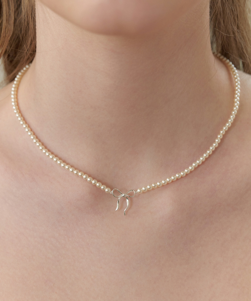 MUSINSA | TATIANA (Silver 925) Ribbon tie pearl necklace NZ2173