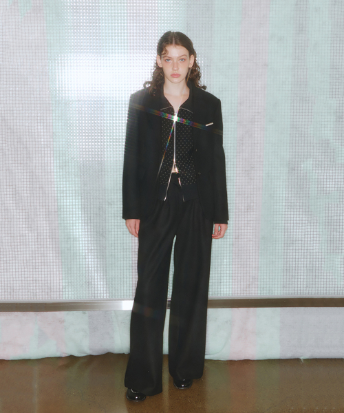 MULTI TUCK TROUSER Черный