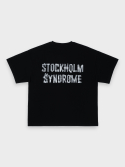 스톡홀름 신드롬(STOCKHOLM SYNDROME) 오버사이즈 핏 페이퍼 테이프 티 - 블랙