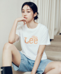리(LEE) 우먼 그래픽 크롭 티셔츠 화이트