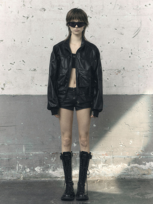 人気【 BOHEMSEO 】HIGH NECK POCKET LEATHER JUMPER 人気【 BOHEMSEO 】HIGH NECK POCKET LEATHER JUMPER