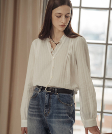 Race texured frill blouse_Ivory