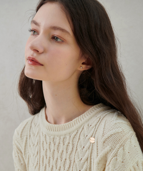 Richard Twist Round Knit