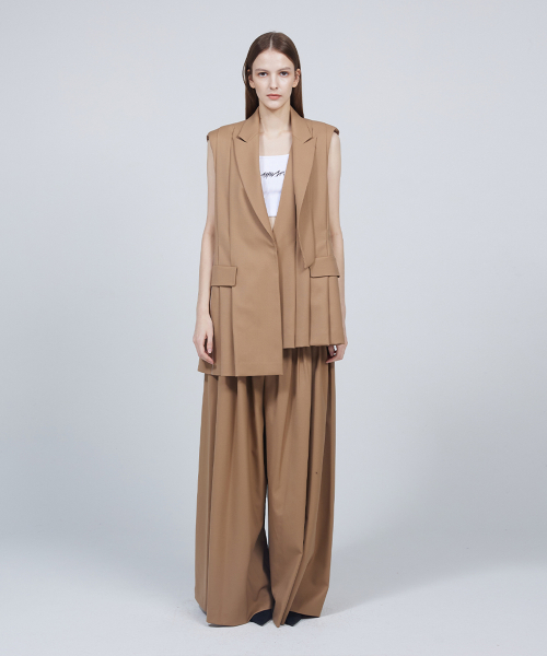Signature unbalance pin tuck flare slacks