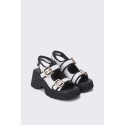 슈콤마보니(SUECOMMA BONNIE) Bold buckle sandal(white)_DG2AM24002WHT