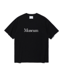 사운즈라이프(SOUNDSLIFE) Museum lettering T-Shirts Black