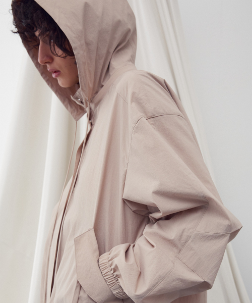 HOODED SAFARI JUMPER