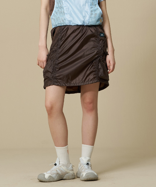 [비비씨 어스] W 셔링 카고 미디스커트_Brown BE42LS51W350