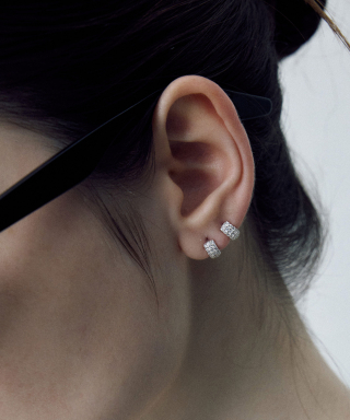 바이위켄드(BYWEEKEND) Zoe cubic earring