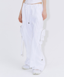 CURVED INCISION CARGO PANTS_WHITE