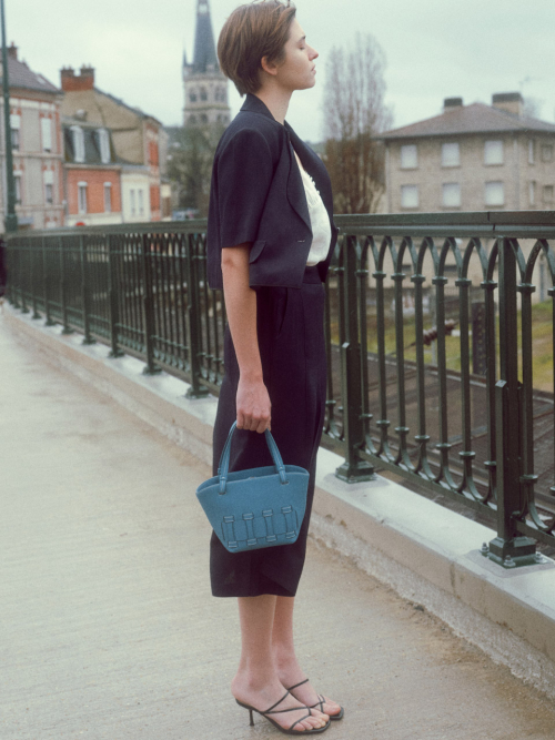 루에브르(LOEUVRE) Sac de Lien Mini FA4SA268-I0 - 사이즈