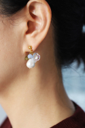 모드곤(MODGONE) 봄꽃 진주 귀걸이 Spring Flower Pearl Earring