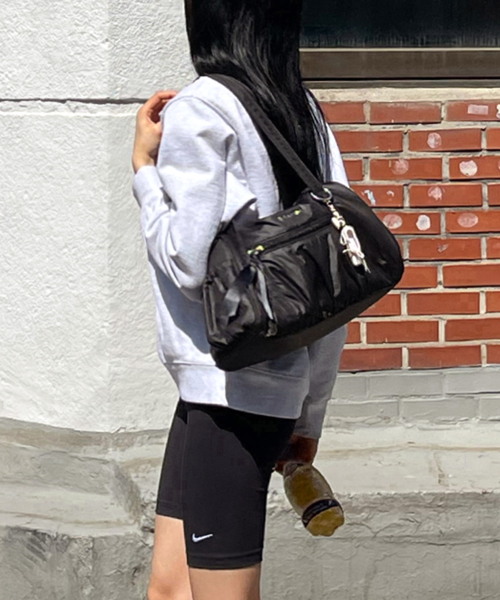 제이에스티나() BALLO MD 보스톤숄더 BK (JHNEHA4BS115BK260) 상품 이미지