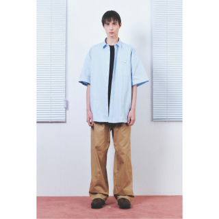 커스텀멜로우 sadsmile oversized cotton half shirt CQSAM24411BUX