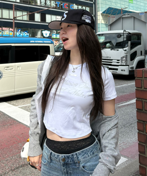 SHINING LETTERING CROP T-SHIRTS WT